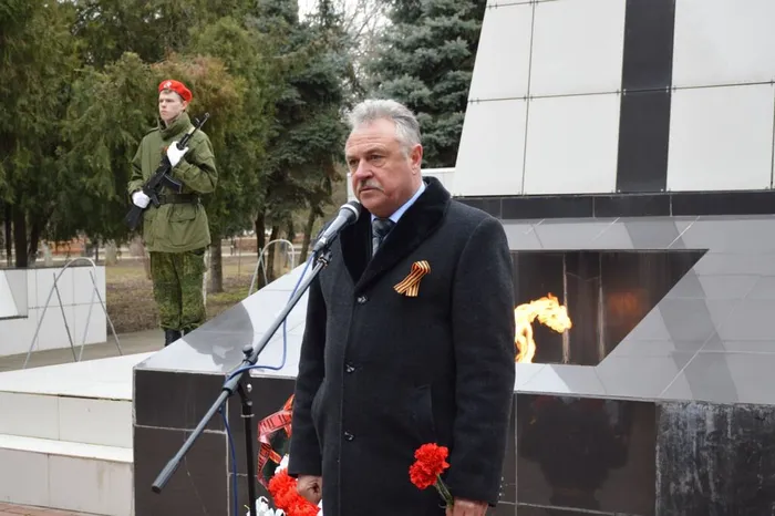 photo_5406826177819166066_y